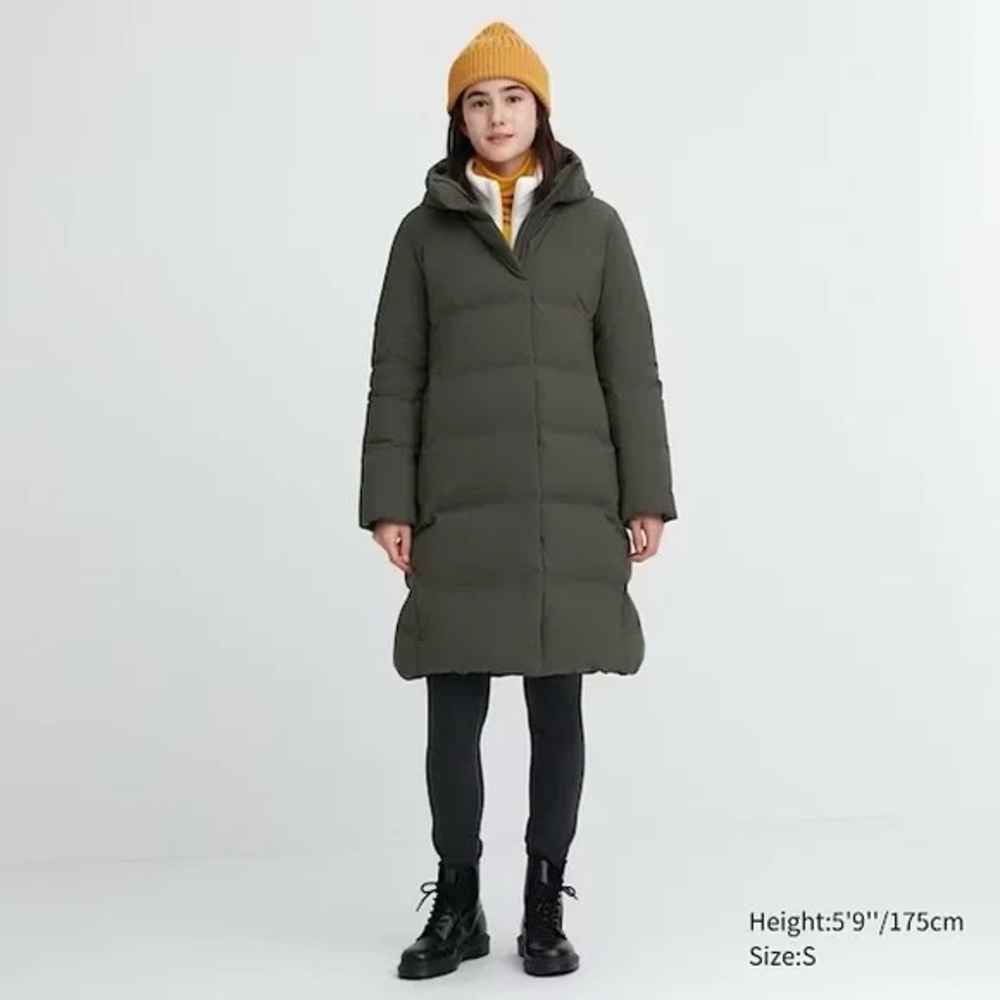 Uniqlo Seamless Down Long Coat in Olive Green